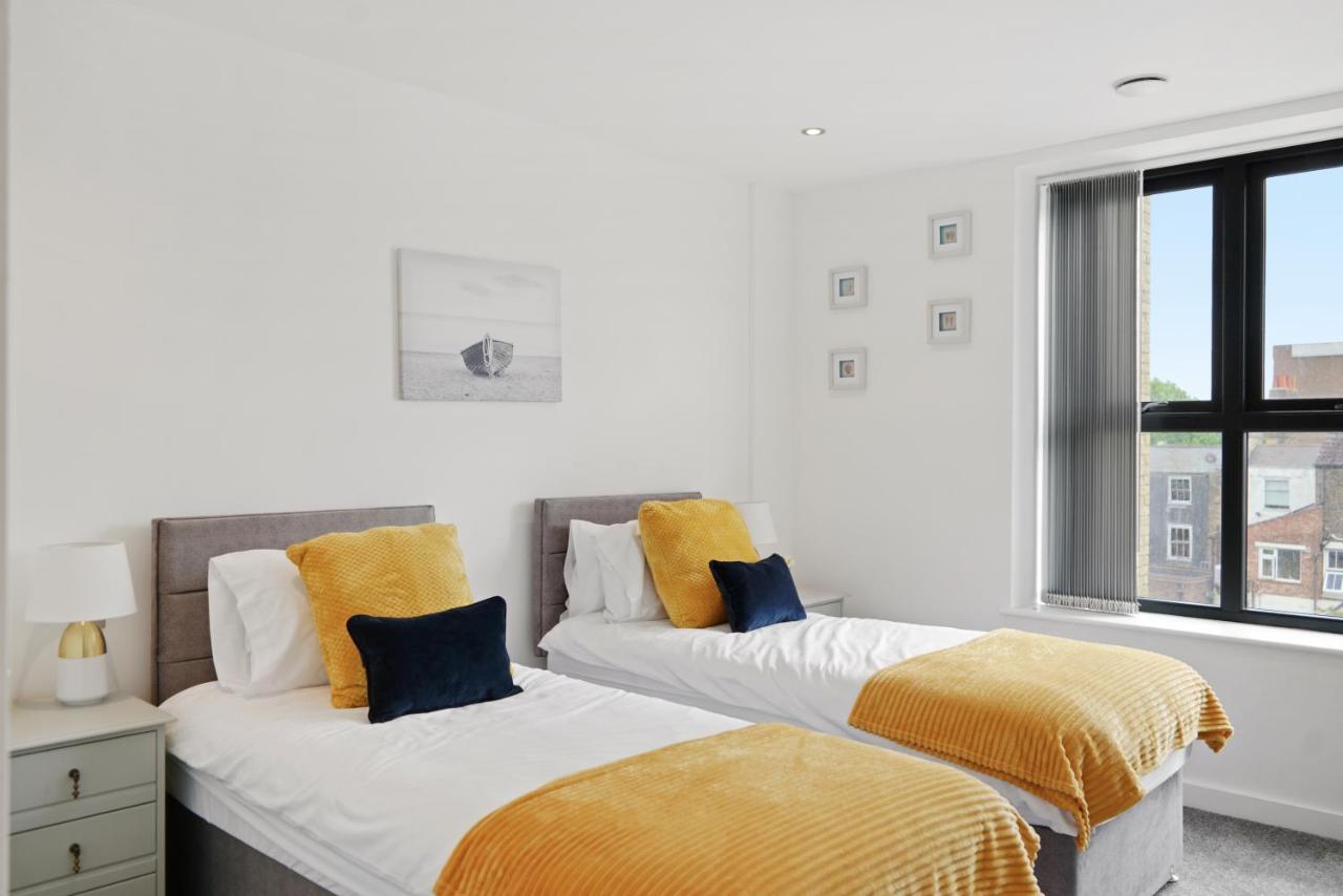 Luxury Apartments In Margate Centre Exterior photo